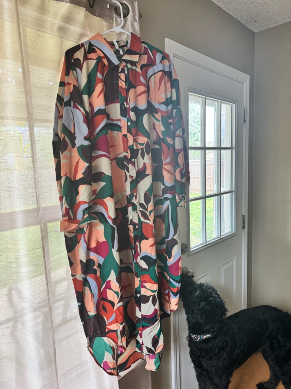 the clothing company Multicolor Abstract Button-Up